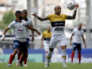Danilo Fernandes brilha, Bahia vira sobre o Criciúma e assume a vice-liderança da Série B