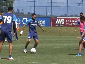 Enderson Moreira faz ajustes no Bahia em penúltimo treino para encarar o Grêmio; confira